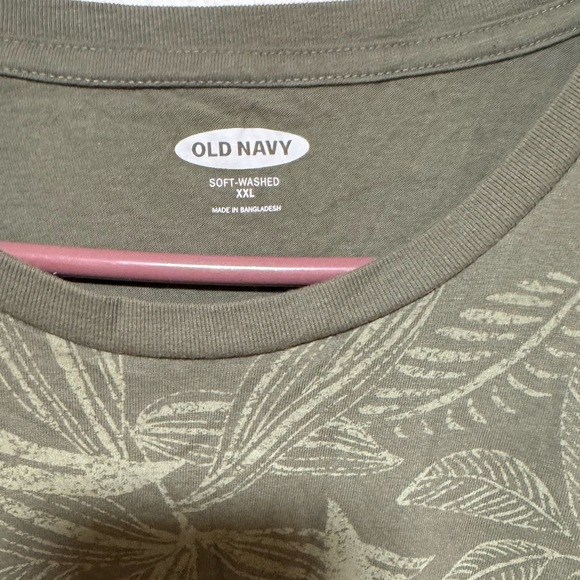 Men old navy t shirt XXL - Picture 2 of 3